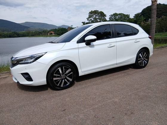 HONDA CITY 1.5 i-VTEC FLEX HATCH TOURING CVT HONDA CITY 1.5 i-VTEC FLEX HATCH TOURING CVT